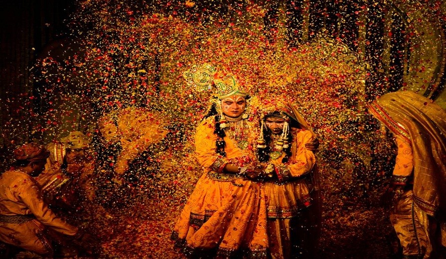 The Places Celebrate Holi In The Most Incredible Ways 3989